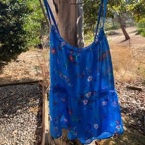 HOLSTER Floral cross back top